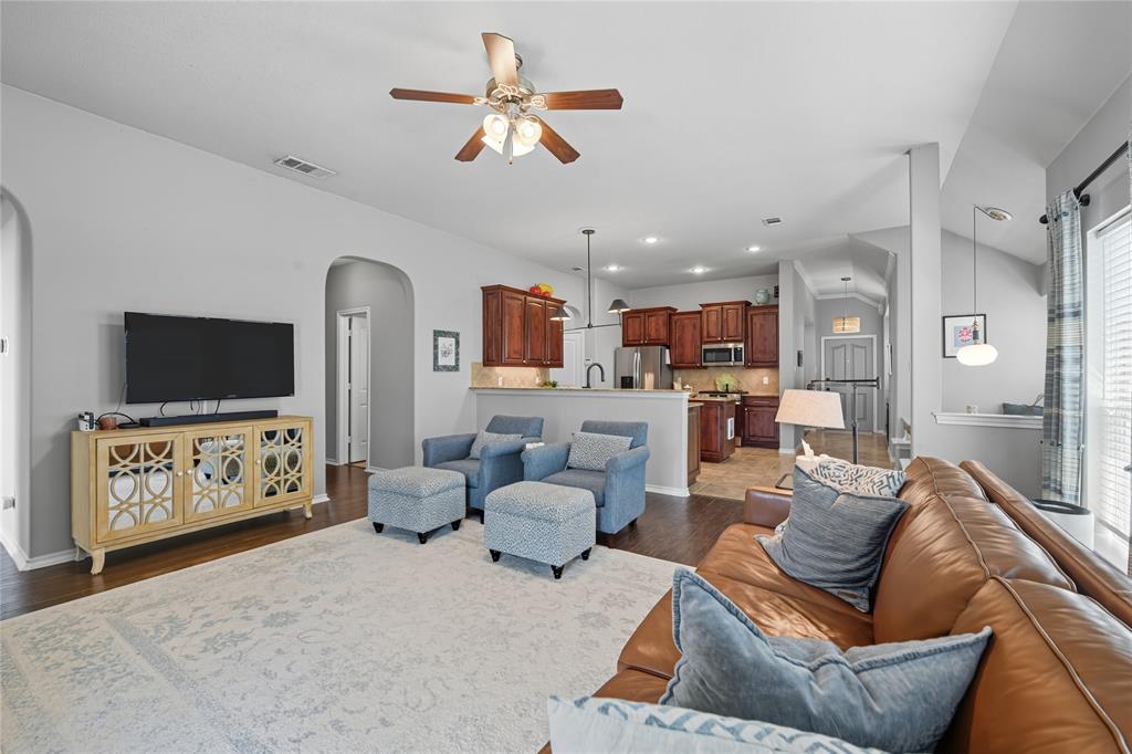 Fort Worth, Texas 76244, United States, 3 Bedrooms Bedrooms, ,2 BathroomsBathrooms,Residential,Active,224456