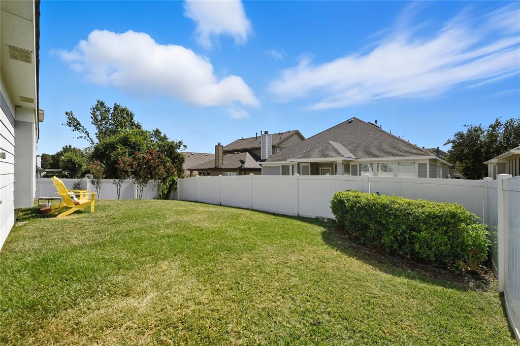 Fort Worth, Texas 76244, United States, 3 Bedrooms Bedrooms, ,2 BathroomsBathrooms,Residential,Active,224456