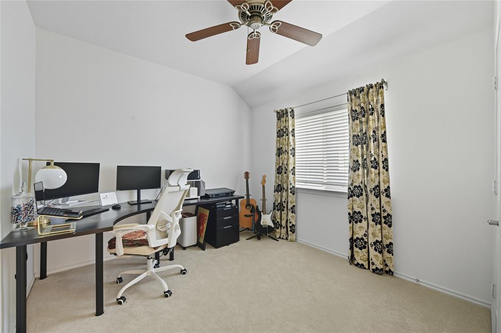 Fort Worth, Texas 76244, United States, 3 Bedrooms Bedrooms, ,2 BathroomsBathrooms,Residential,Active,224456