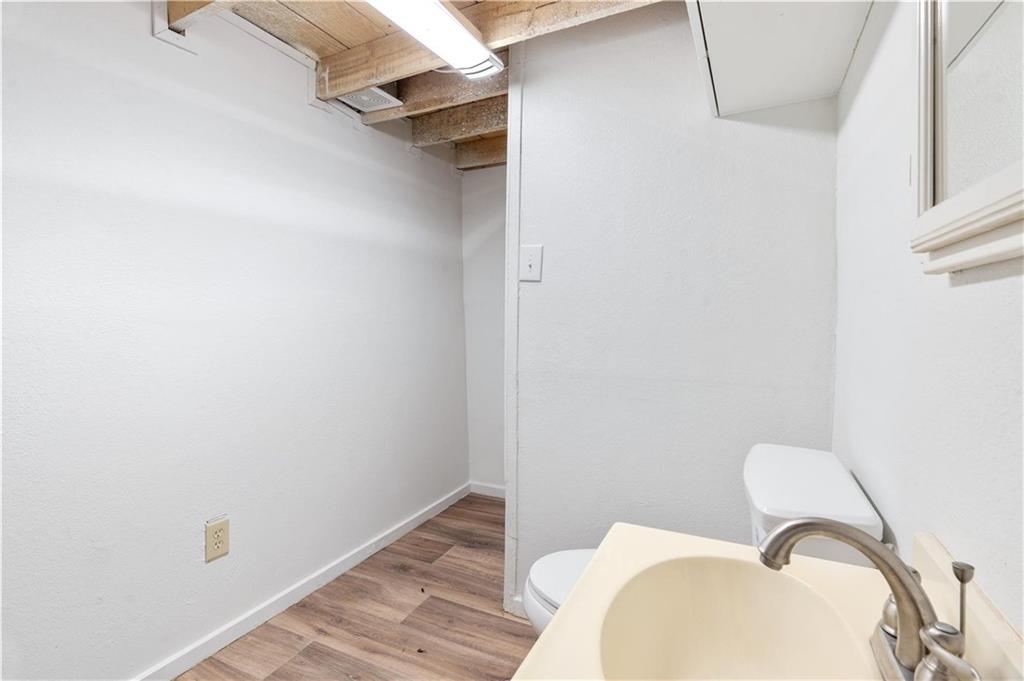 West - Residential Lease