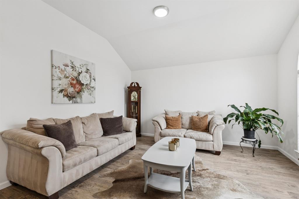 619 Manchester Drive