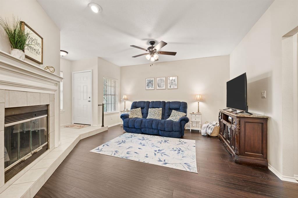 Manorhomes Of Wimbledon Condo - Residential