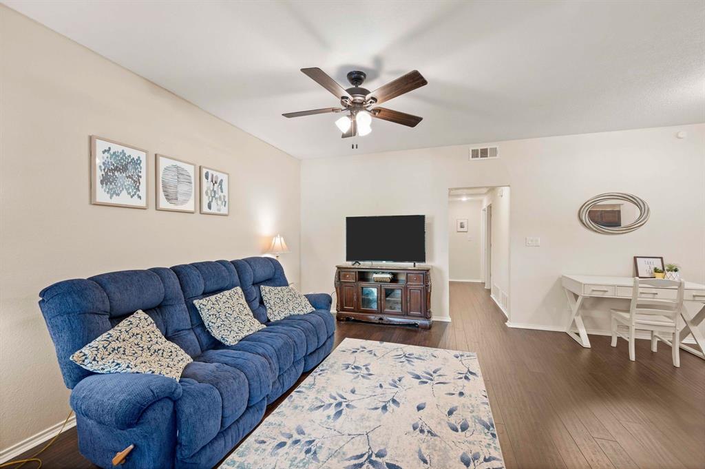 Manorhomes Of Wimbledon Condo - Residential