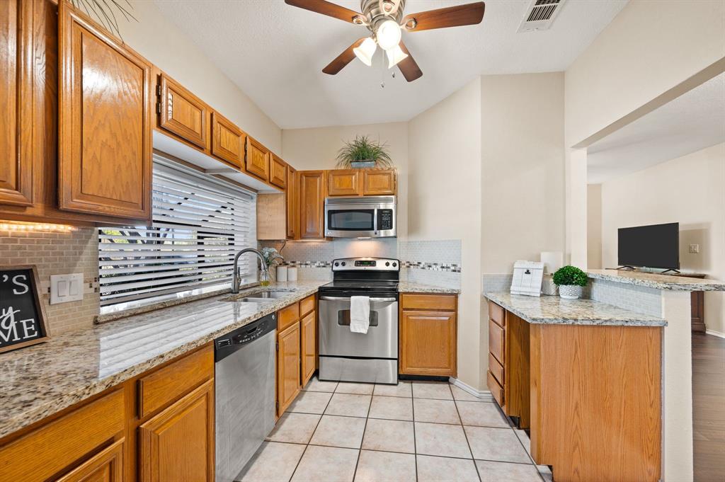 Manorhomes Of Wimbledon Condo - Residential