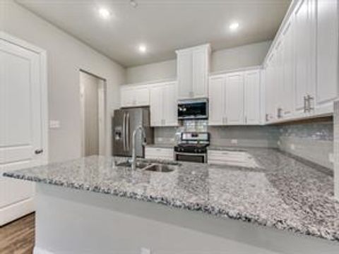Tiny photo for 1560 Windermere Way, Farmers Branch, TX 75234 (MLS # 21210161)