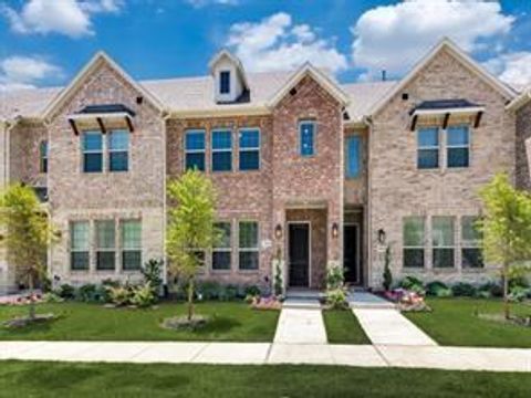 Photo of 1560 Windermere Way, Farmers Branch, TX 75234 (MLS # 21210161)