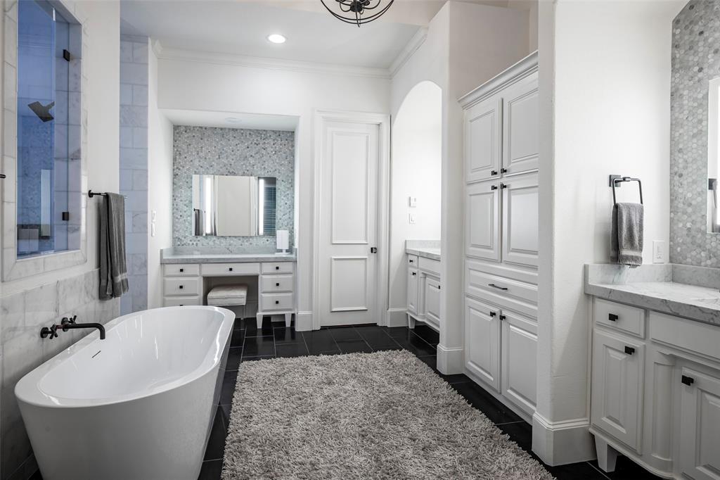 Jackson Heights 04 - Residential