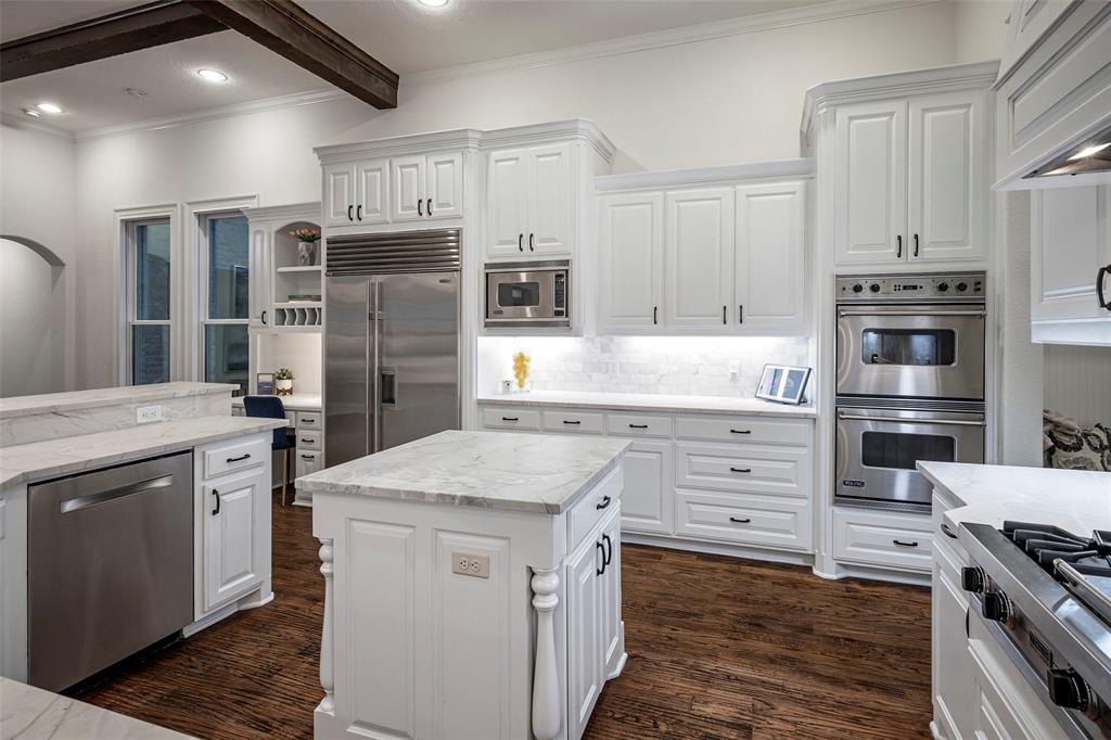 Jackson Heights 04 - Residential