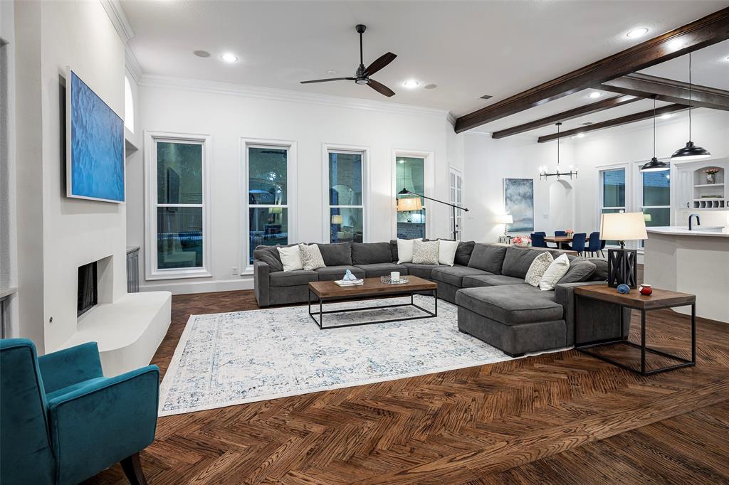 Jackson Heights 04 - Residential