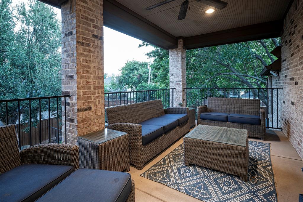 Jackson Heights 04 - Residential