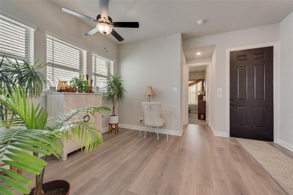 3126 Cliff Swallow Lane