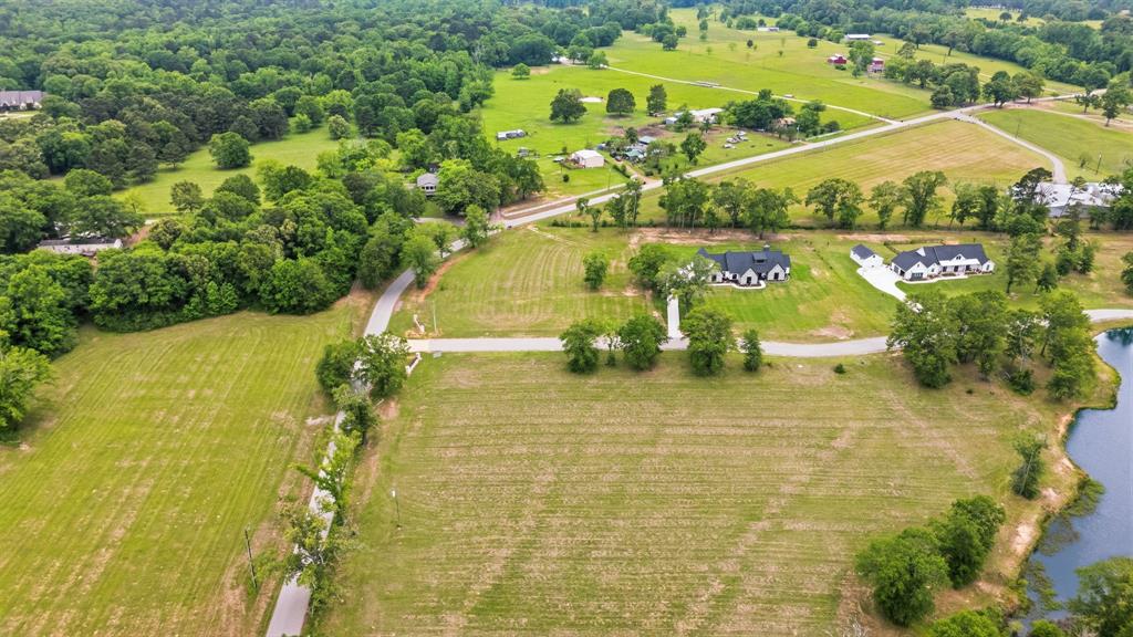 DEER HAVEN ESTATES - Land