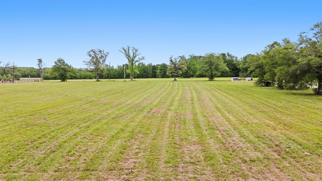 DEER HAVEN ESTATES - Land