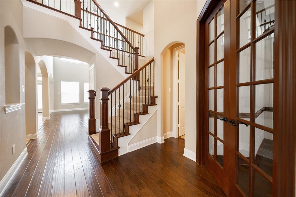 2616 Broadway Drive