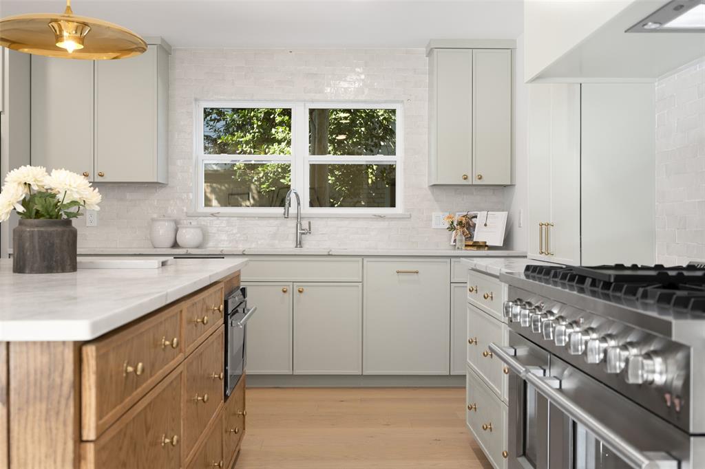 9514 Brentgate Drive