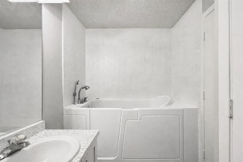 Tiny photo for 3 Dewberry Court, Bedford, TX 76021 (MLS # 21188130)