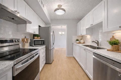 Tiny photo for 3 Dewberry Court, Bedford, TX 76021 (MLS # 21188130)