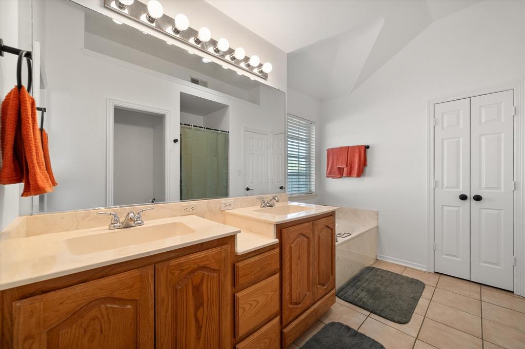 Pecan Hollow Estate - Residential