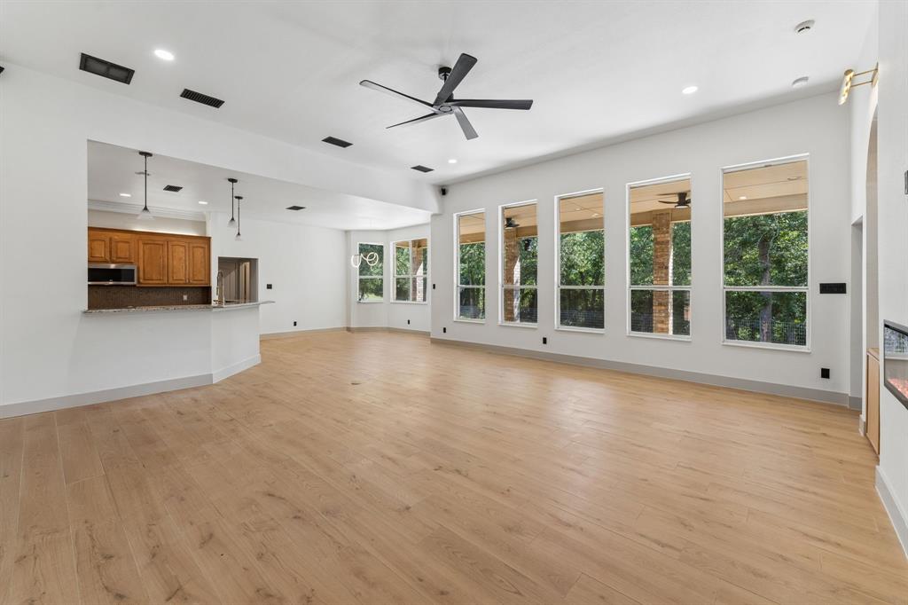 3884 County Road 401