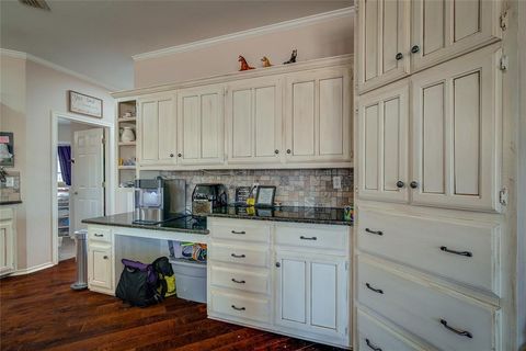 A home in Sulphur Springs