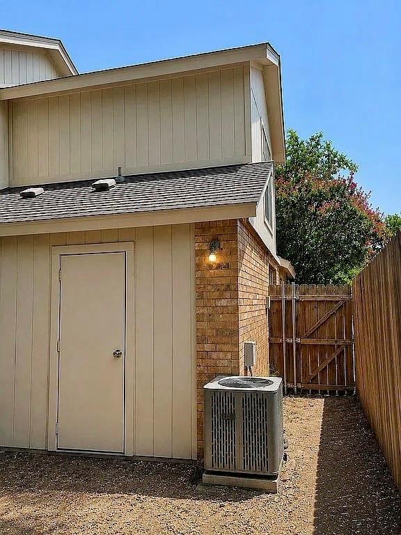 2322 Summer Place Drive