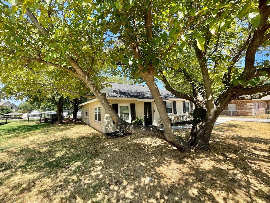 FOR COMPS!!! Cute as button and ready for lakeside living! This well-maintained home is nestled on a beautiful waterfront lot just off the mainbody of Lake Granbury and surrounded by big trees. Tile flooring throughout the home makes for easy maintenance and cleaning. Open kitchen and living area and tons of extra floor space. Enjoy the lake life full time or make it your weekend get-away. With 3 bedrooms, there's plenty of space for friends and family to visit. Outside features a back patio perfect for enjoy the lakeside and hosting BBQs. Seawall recently repaired and replaced, new HVAC.