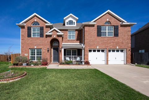 Photo of 8520 Pinewood Drive, Fort Worth, TX 76123 (MLS # 21212693)