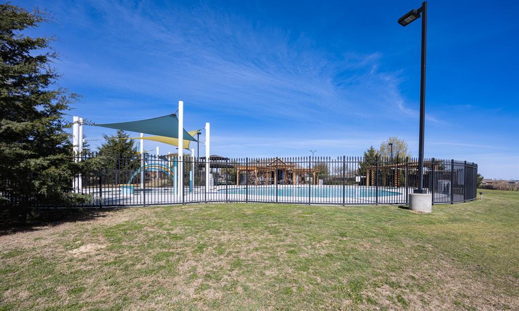 Primrose Xing - Residential