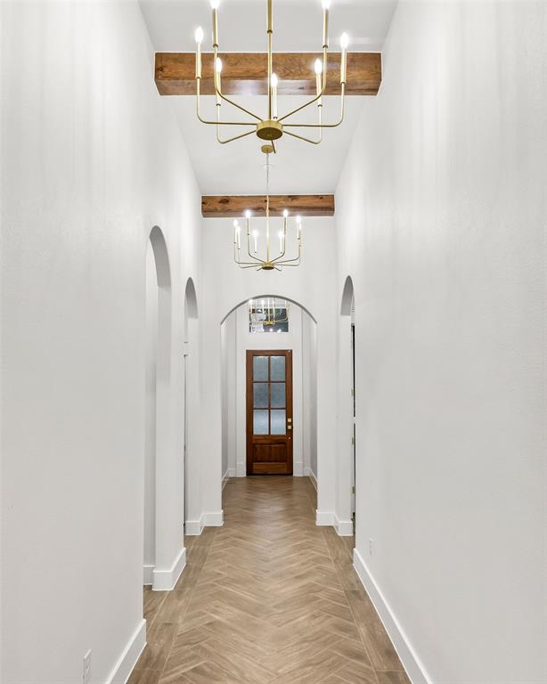 3037 Hiawatha Trail