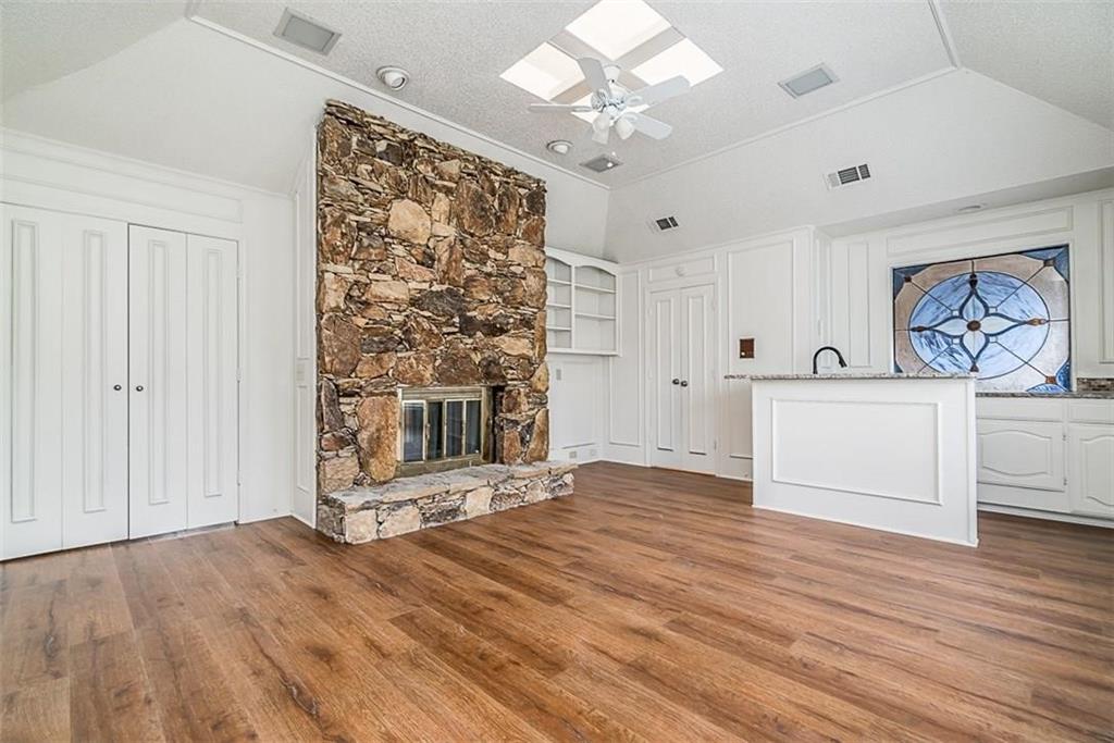 SPRING CREEK PARKWAY ESTATES W - Residential Lease