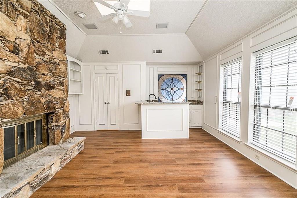 SPRING CREEK PARKWAY ESTATES W - Residential Lease