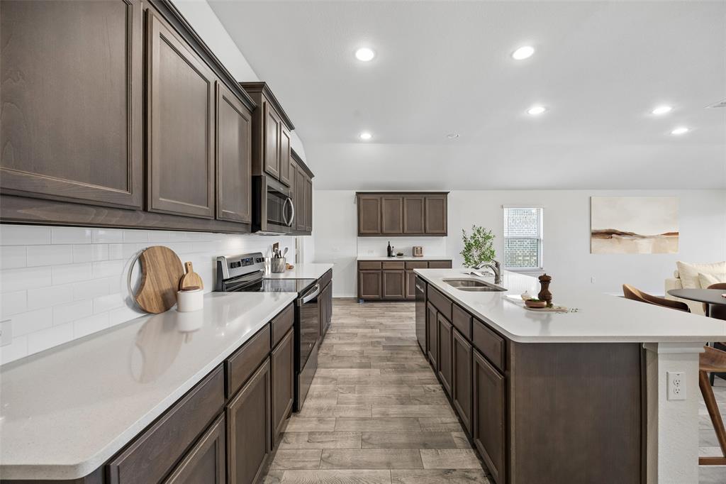 3807 Dogwood Road