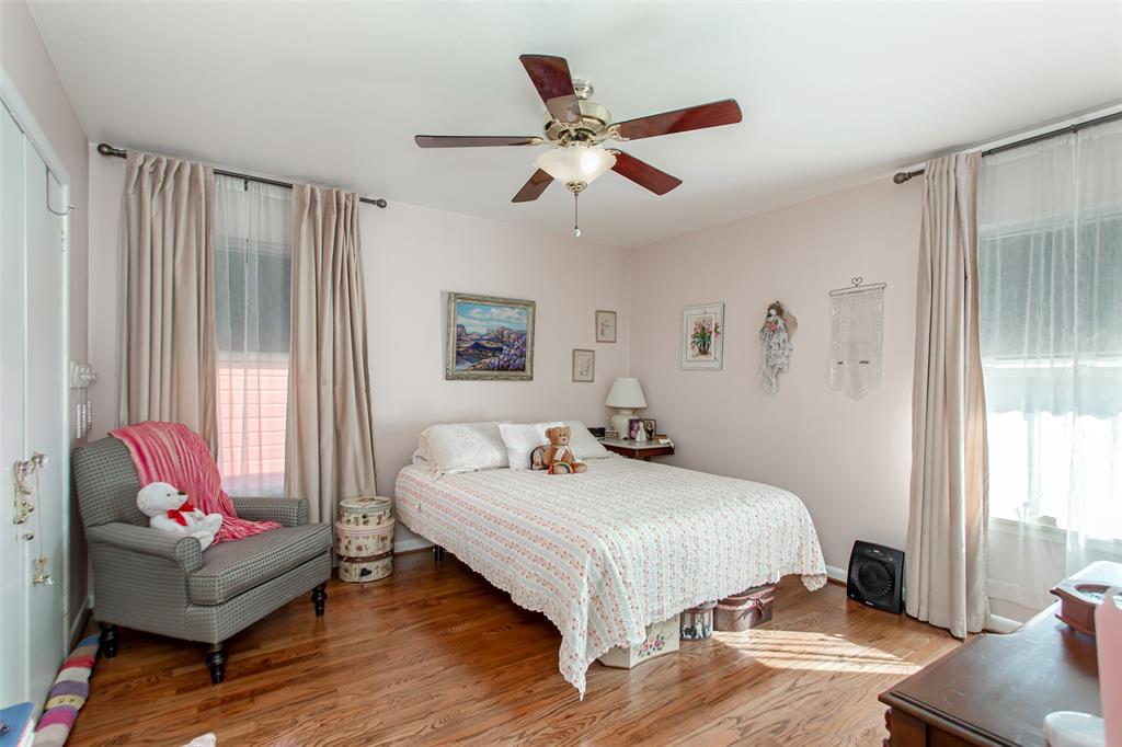 Lake Terrace - Residential