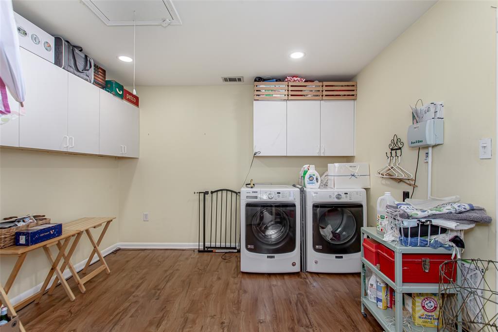 Lake Terrace - Residential