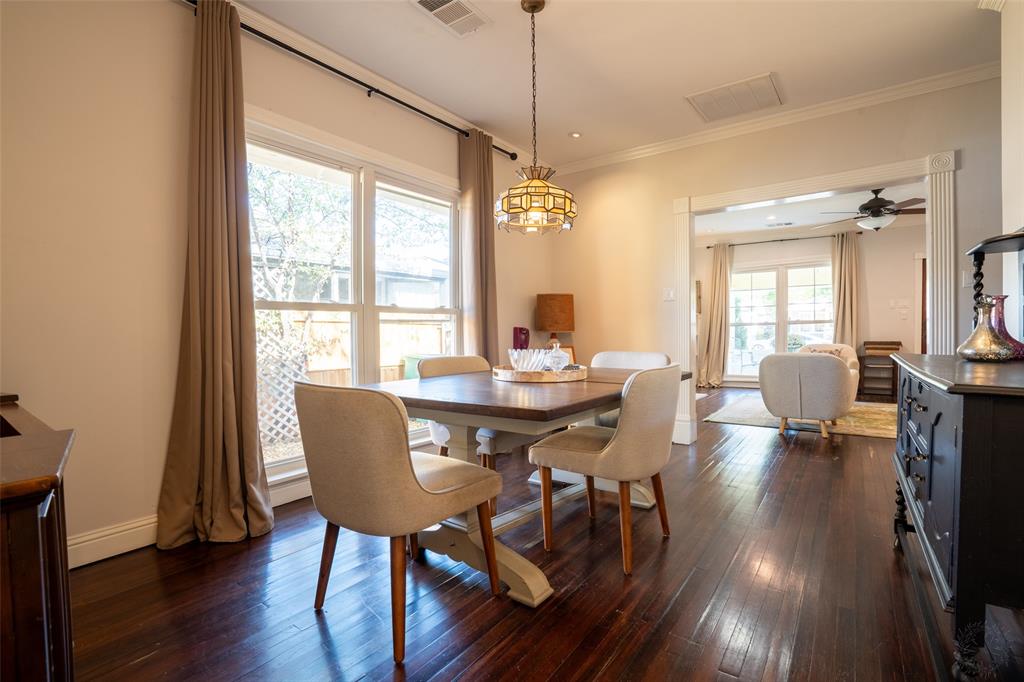 Fort Worth, Texas 76107, United States, 3 Bedrooms Bedrooms, ,3 BathroomsBathrooms,Residential,Pending,247275