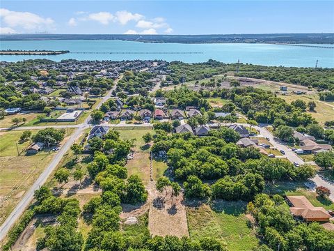 1913 Avenue C Grand Prairie TX 75051