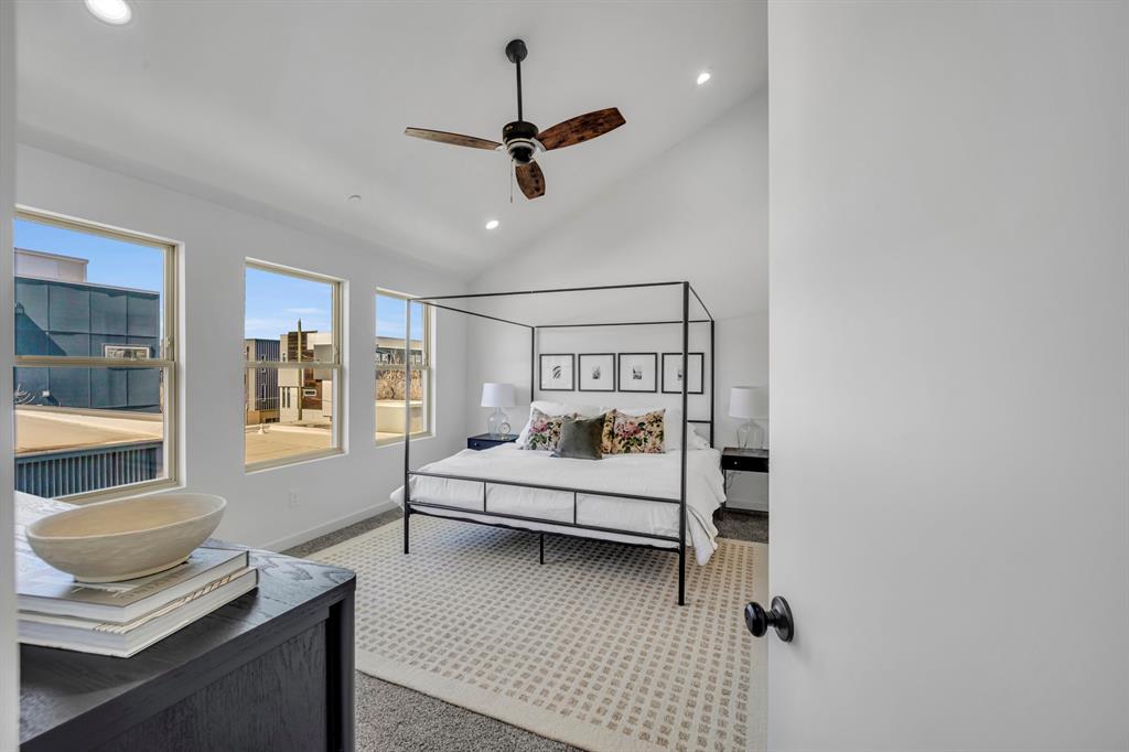 ALTA VISTA - Residential