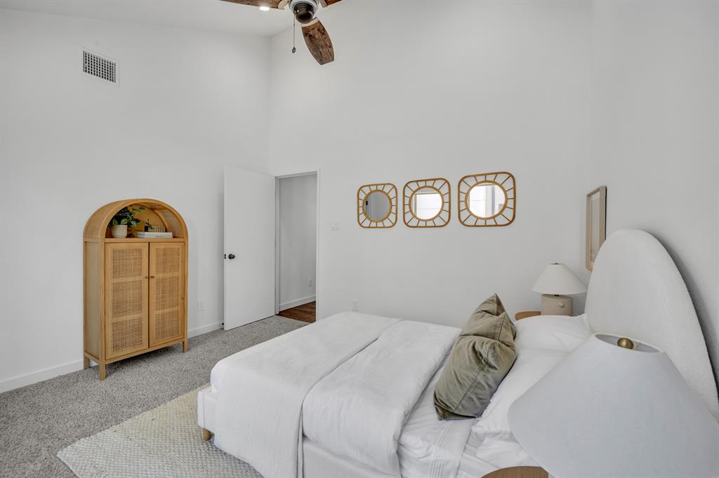 ALTA VISTA - Residential