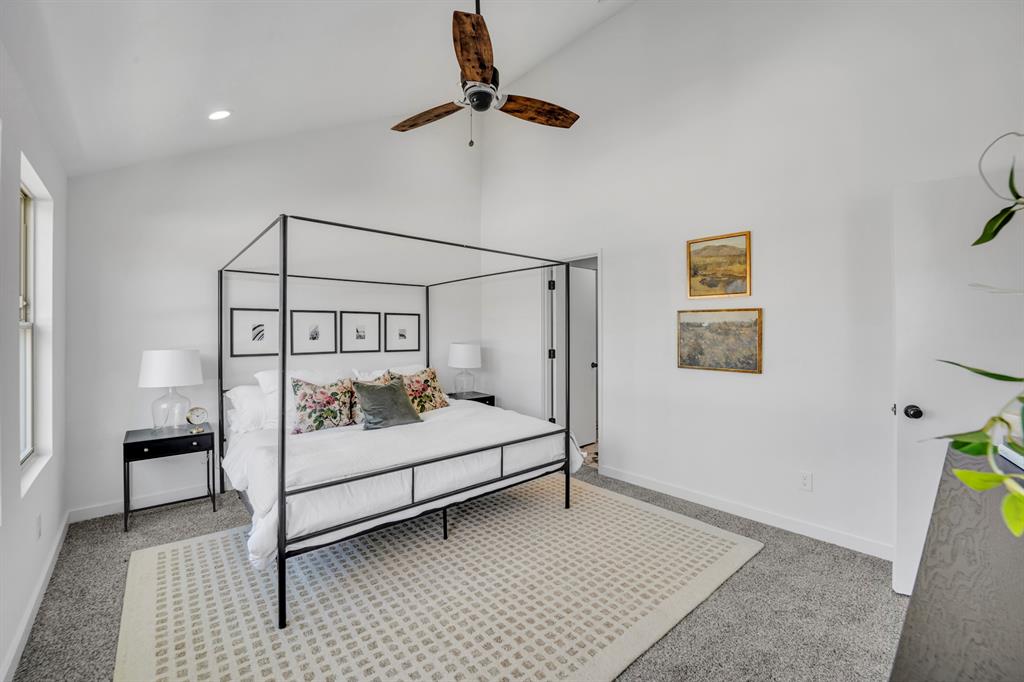 ALTA VISTA - Residential