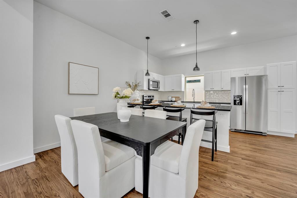 ALTA VISTA - Residential