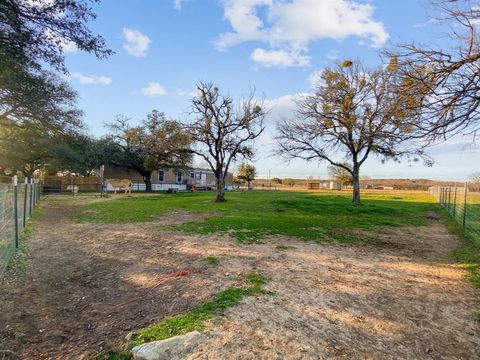 A home in Mineral Wells