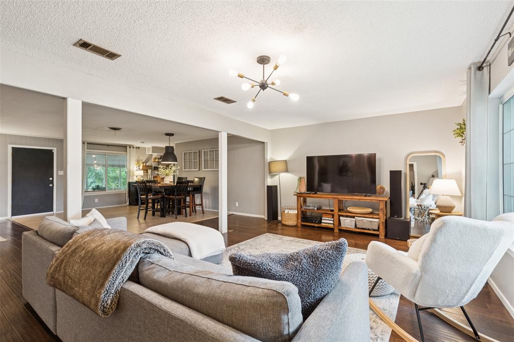 5321 Tiffin Drive