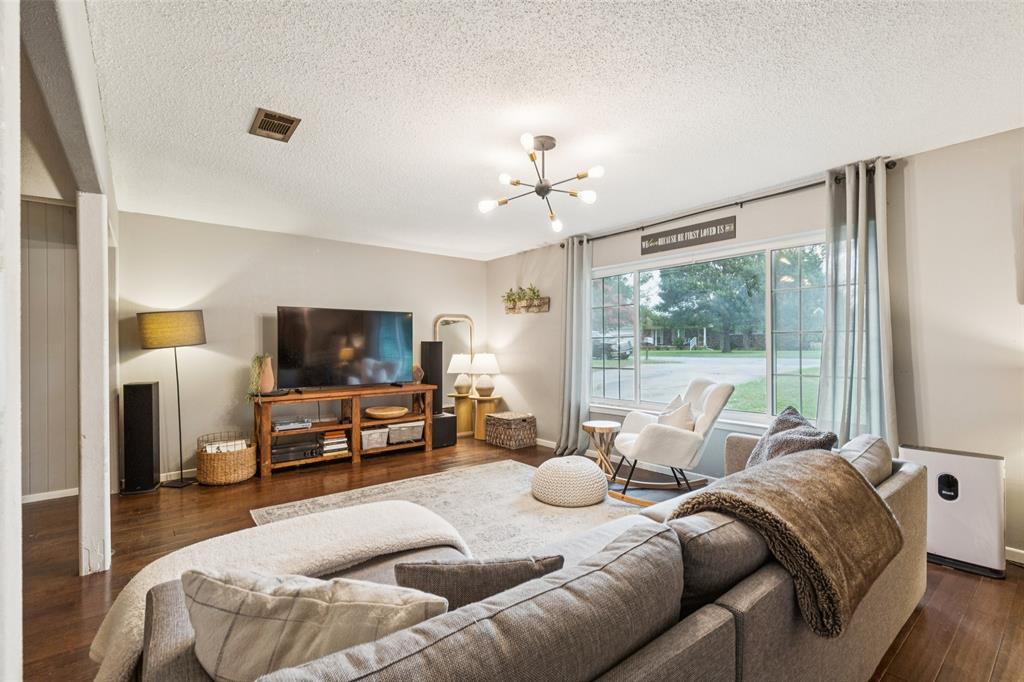 5321 Tiffin Drive