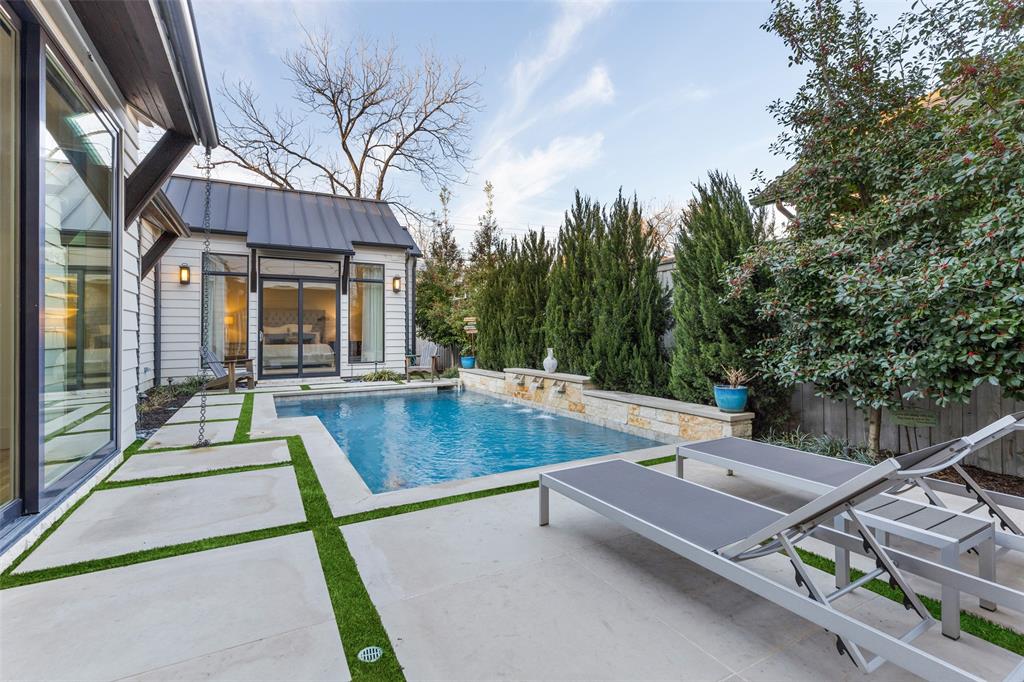 Linwood Place - Residential