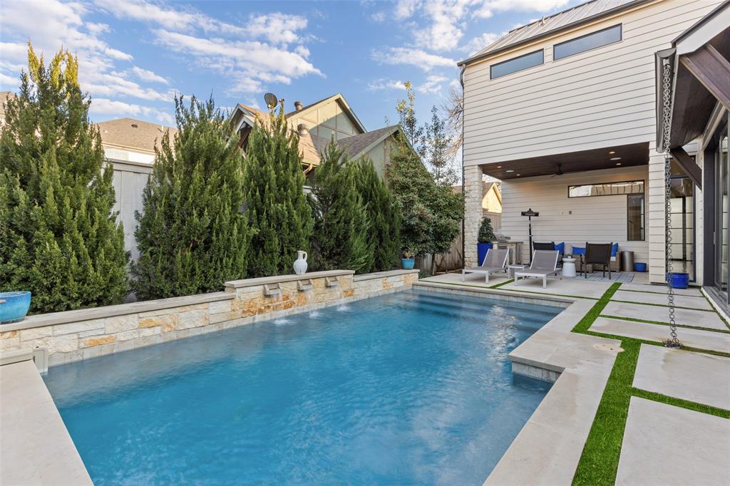 Linwood Place - Residential