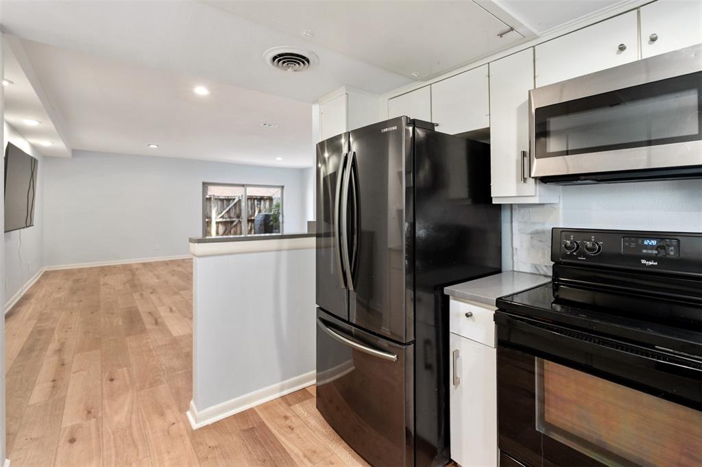 La Fontaine Condo - Residential