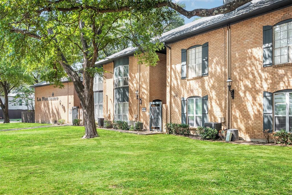 La Fontaine Condo - Residential