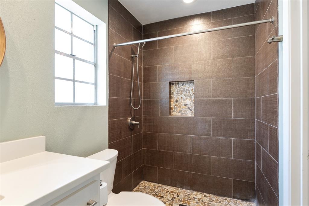 La Fontaine Condo - Residential