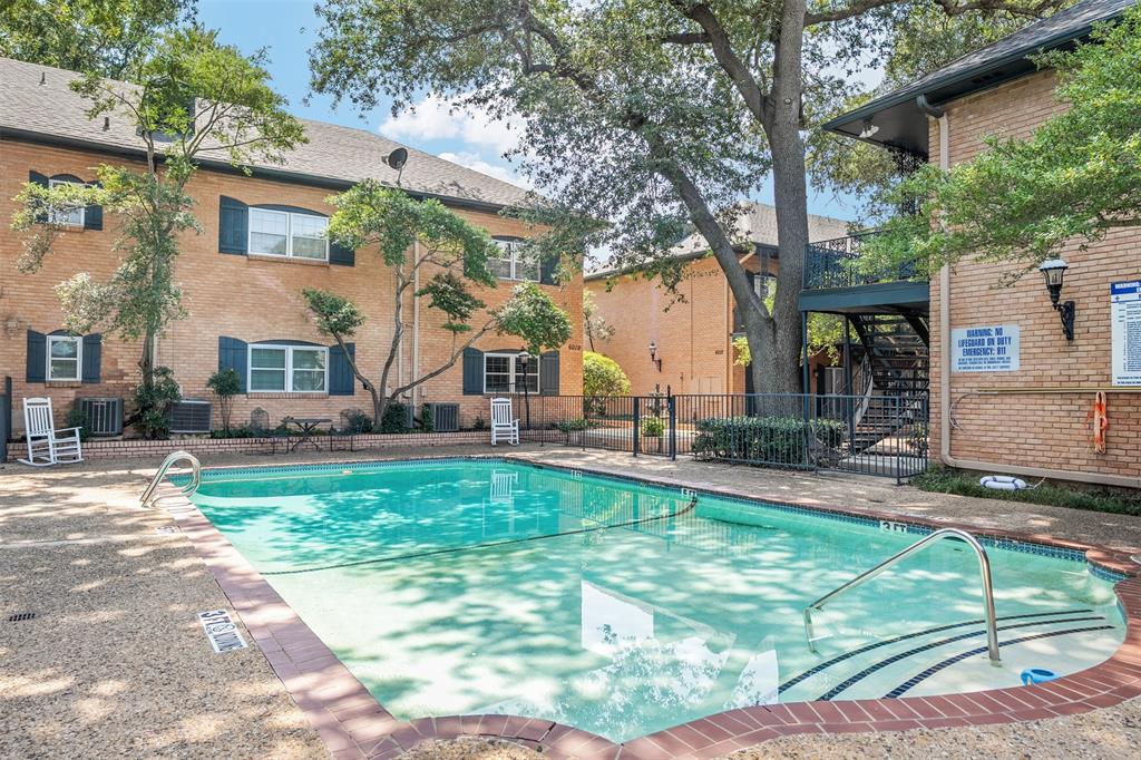 La Fontaine Condo - Residential