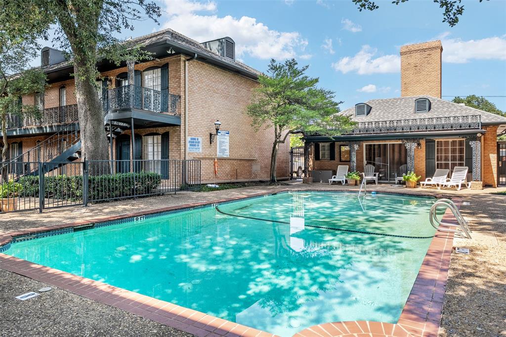 La Fontaine Condo - Residential